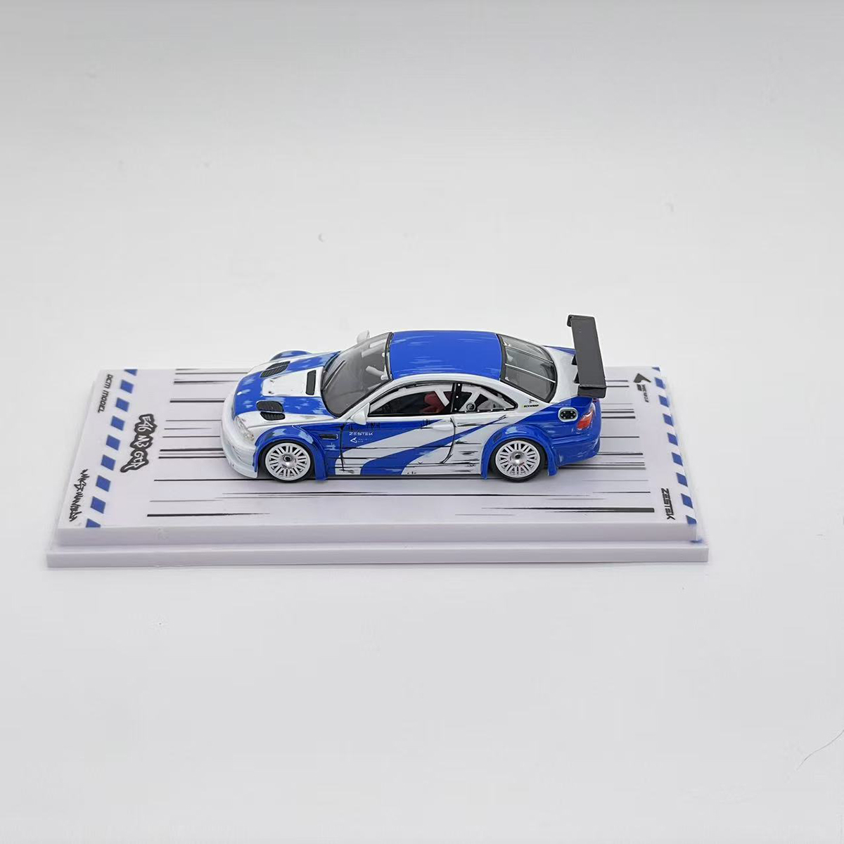Modelo DCM Exclusivo para Even - Event & Party Supply Photos avaliação e preço
